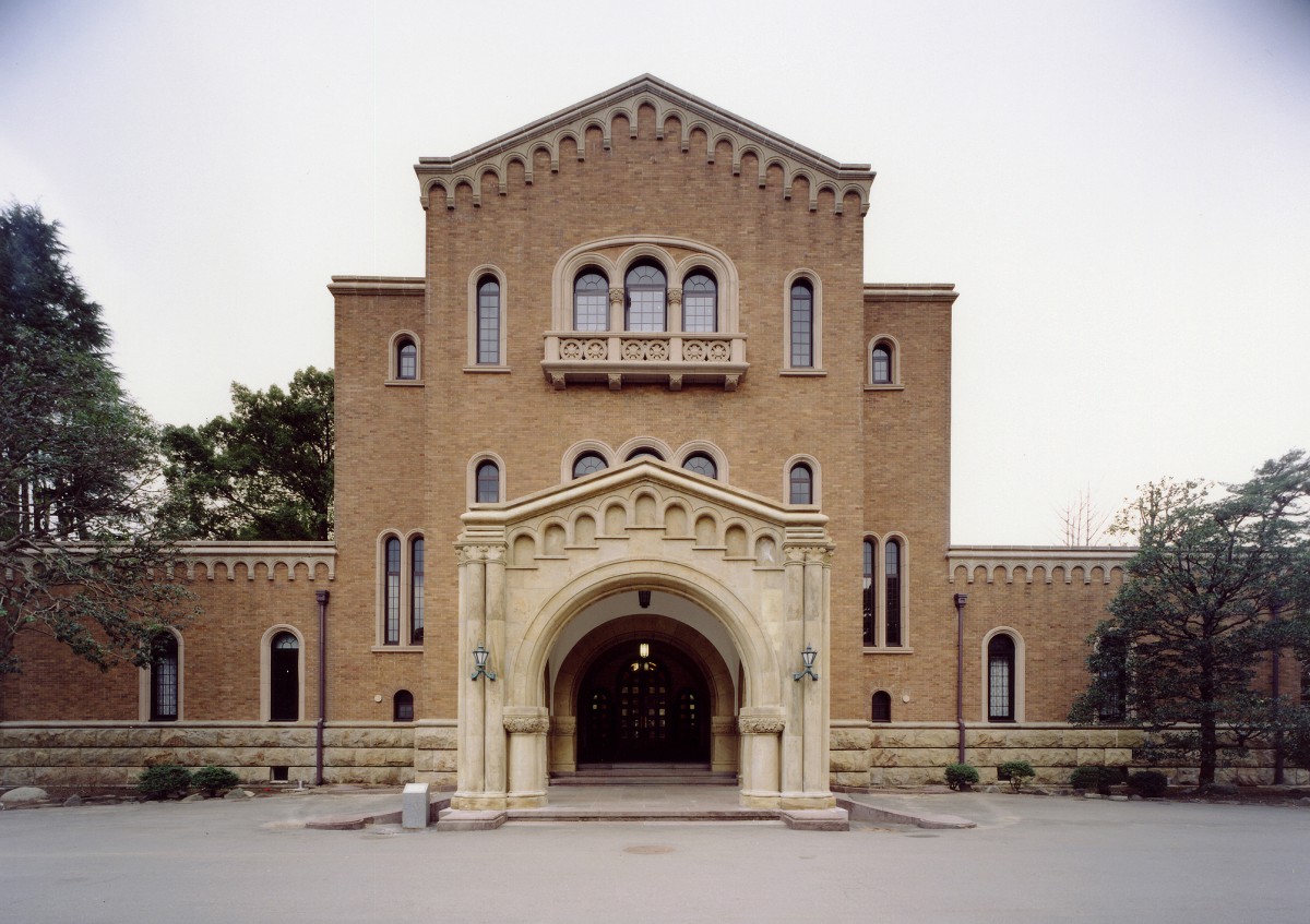 一橋大学本館リニューアル