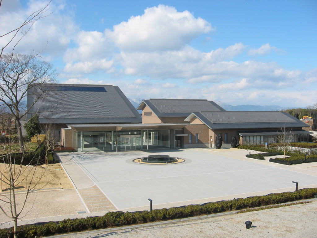 守山市野洲川斎苑