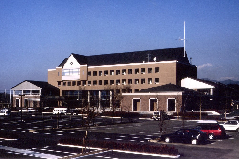 八郷町庁舎